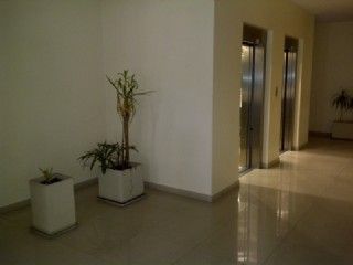 44 e/ 5 y 6 500 - Building Inmobiliaria — foto 3