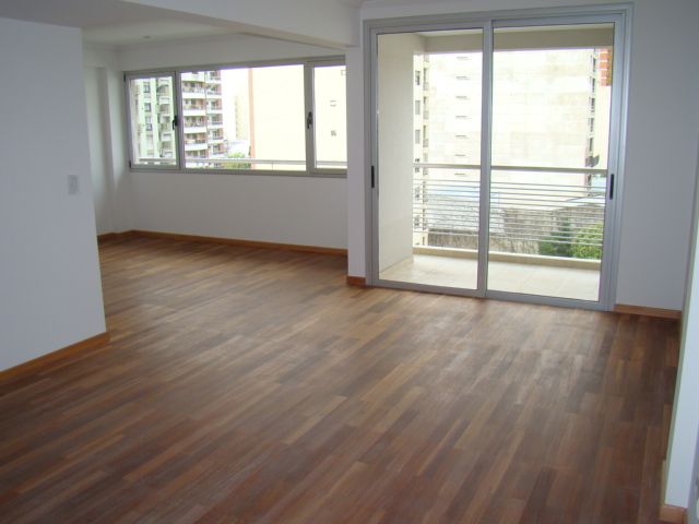 calle 12 esq. 44 600 - Building Inmobiliaria
