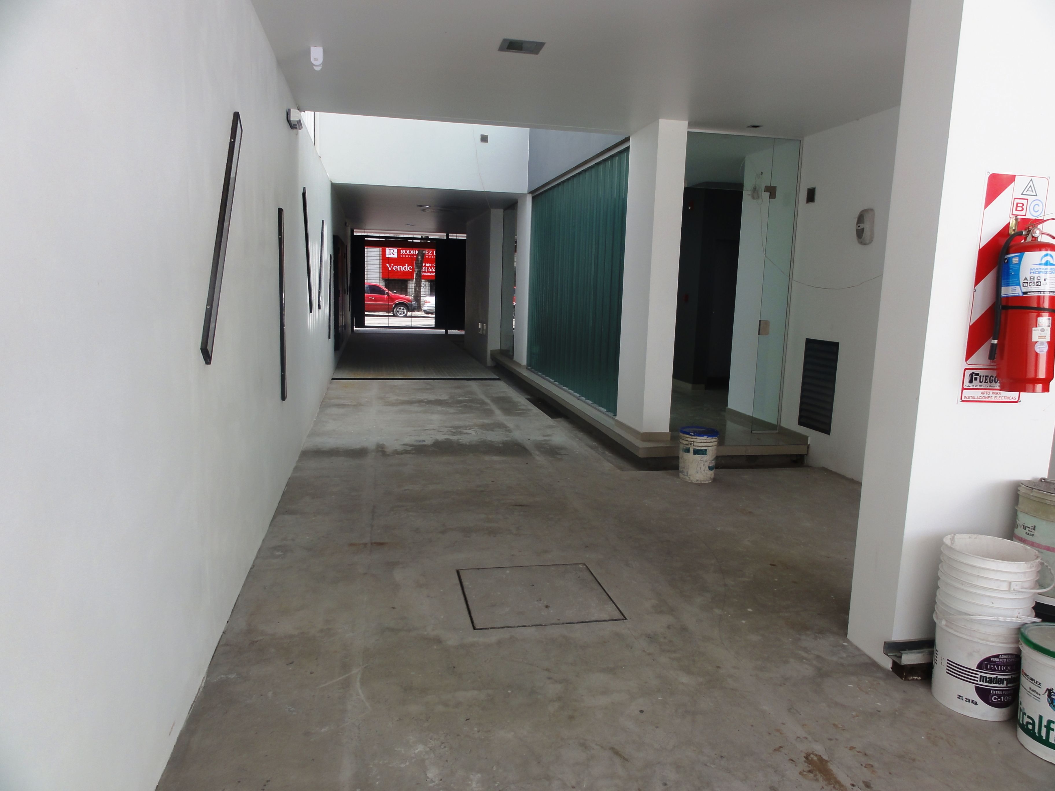 CALLE 43, N° 771 (10 Y 11) 700 - Building Inmobiliaria — foto 9