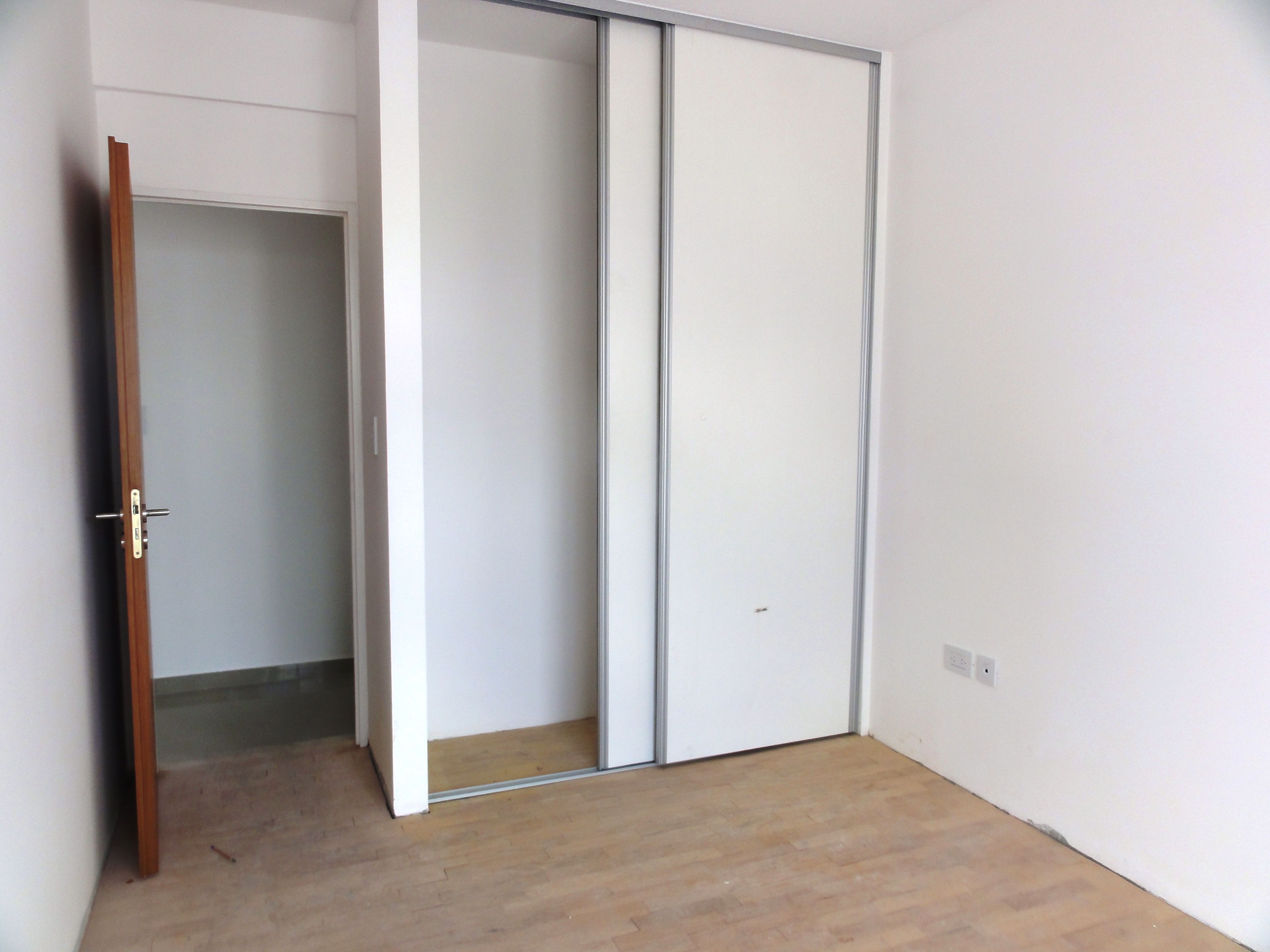 CALLE 43, N° 771 (10 Y 11) 700 - Building Inmobiliaria — foto 5