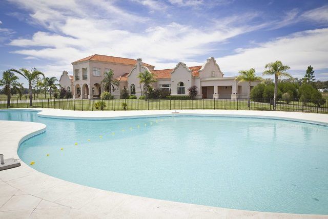 AREA 60 - AUTOVIA N*2 KM 64 00 - Building Inmobiliaria — foto 2