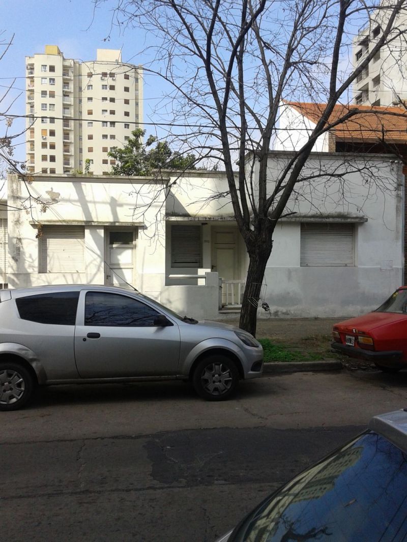 calle 43, 16 y 17 1080/00 - Building Inmobiliaria