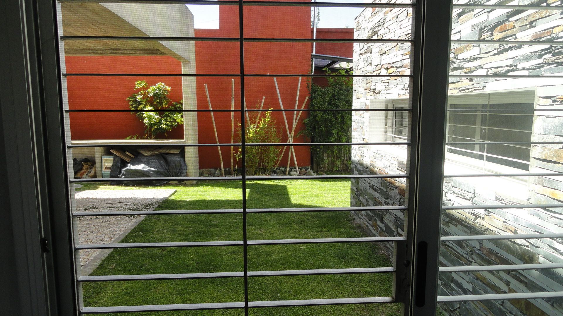 472 E/136 BIS Y 137 4100 - Building Inmobiliaria — foto 4