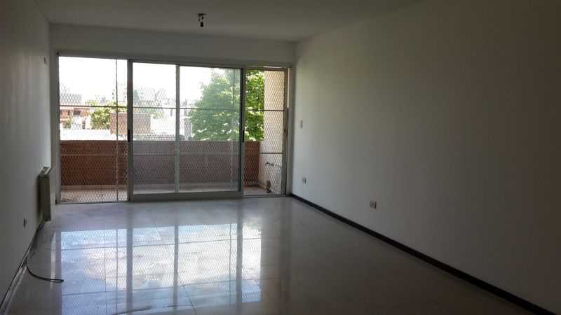 Emilio Lamarca 2700 - Lincoln Propiedades — foto 2