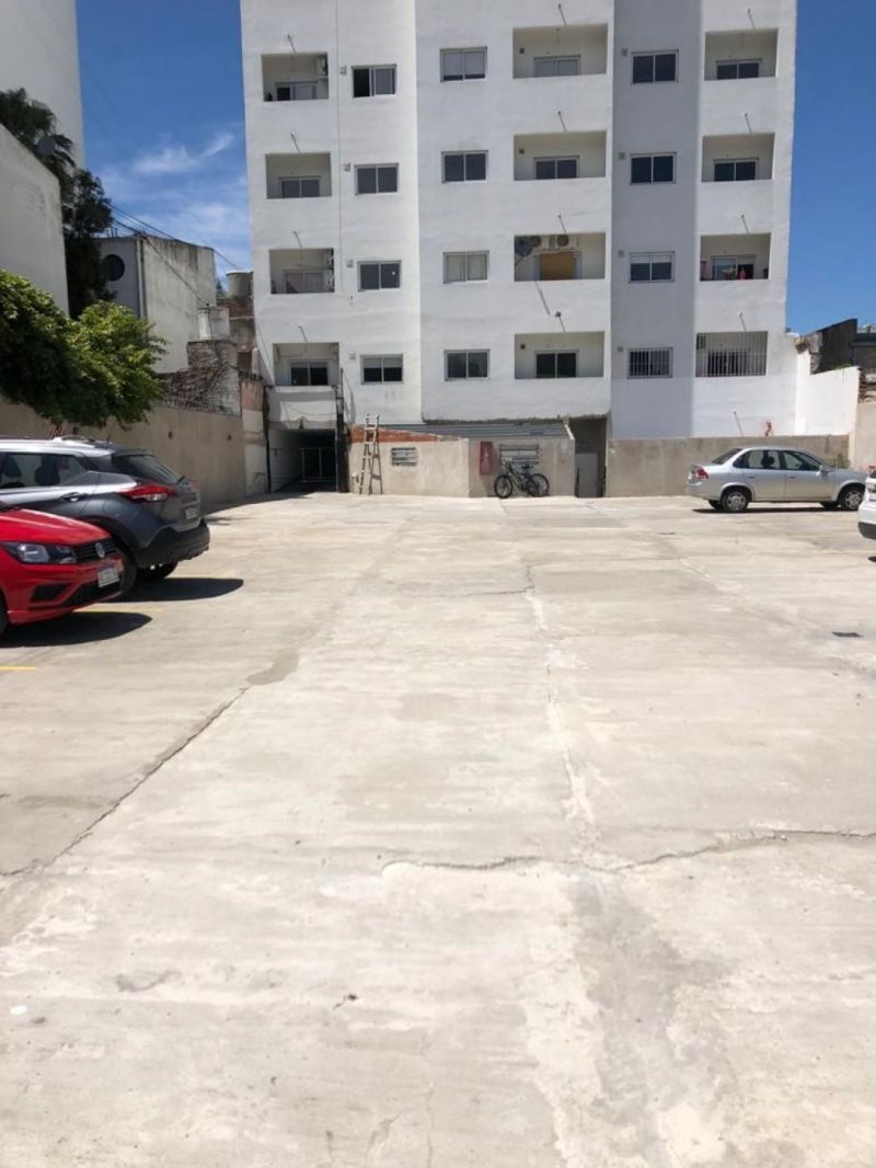 40 e/ 5 y 6 500 - Predovan Propiedades — foto 3