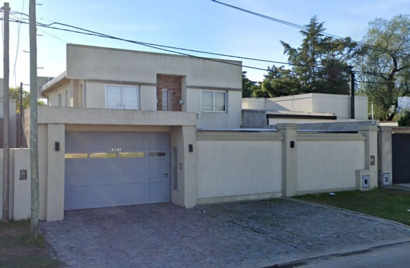 25 e/ 507 y 508 2400 - Predovan Propiedades