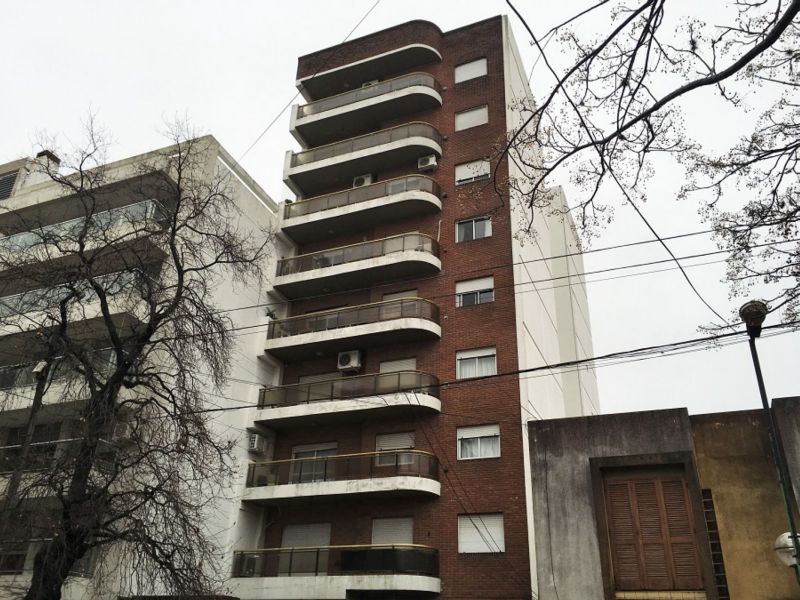 36 e/ 7 y 8 600 - Predovan Propiedades