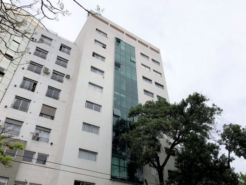 48 e/ 13 y 14 900 - Predovan Propiedades