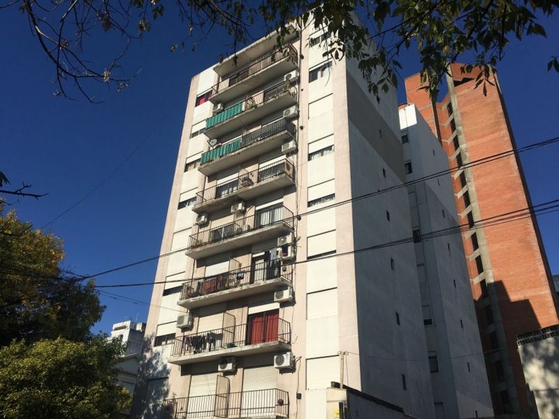 47 e/ 14 y 15 900 - Predovan Propiedades