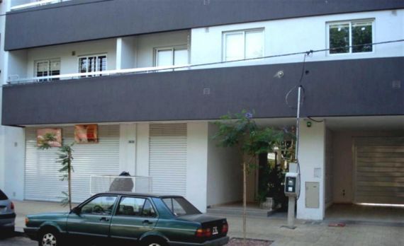 60 e/ 27 y 28 1600 - Predovan Propiedades