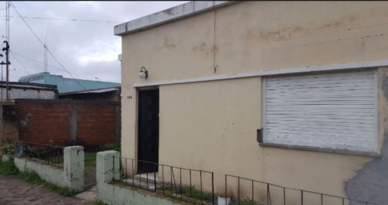 82 e/ 7 y 8 600 - Predovan Propiedades
