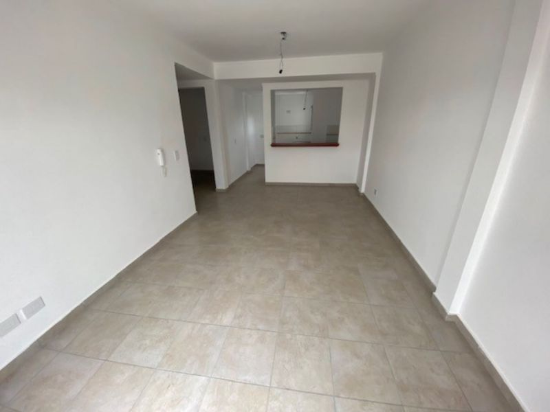 42 e/ 17 y 18 1100 - Predovan Propiedades — foto 4