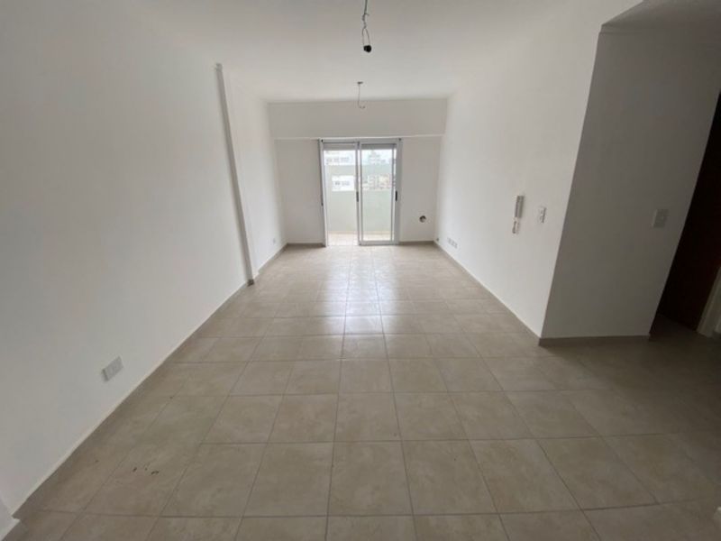 42 e/ 17 y 18 1100 - Predovan Propiedades — foto 3