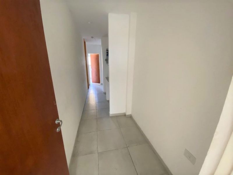 42 e/ 13 y 14 900 - Predovan Propiedades — foto 5