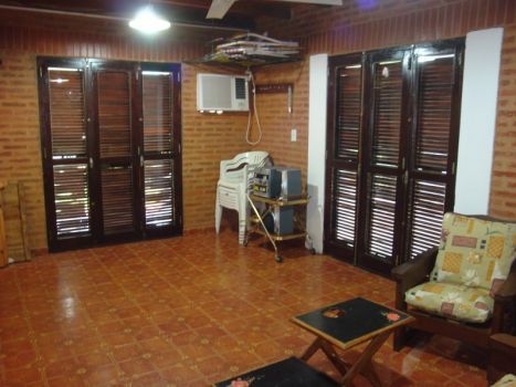 Av.costanera entre Yapeyu y Lapacho. - Weekend Inmobiliaria - 17