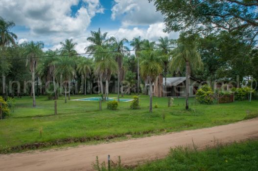 Pessolano entre Monte Caseros y Empedrado - Weekend Inmobiliaria