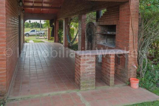 Neuquén esquina Tierra del fuego - Weekend Inmobiliaria — foto 9