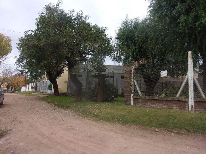 VENDO CASA - BARRIO LA TOMA - CORONDA. A 50 METROS DEL RÍO. - Inmobiliaria Zucco — foto 12