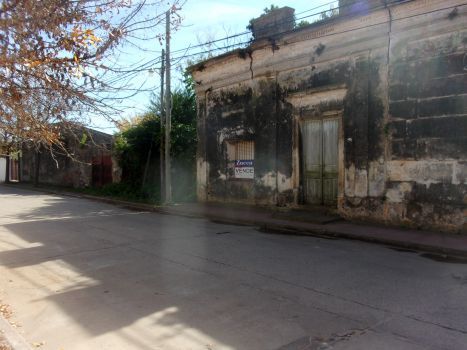 VENDO LOCAL COMERCIAL Y CASA - CORONDA - SARMIENTO ESQ. MITRE - Inmobiliaria Zucco — foto 2