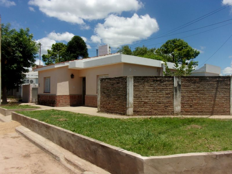 Almirante Brown 2100 - Inmobiliaria Zucco