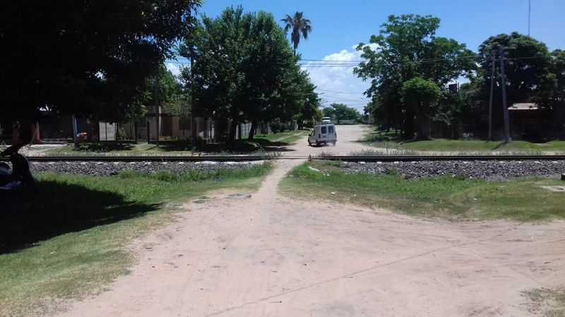 VENDO CASA CON LOCAL COMERCIAL - CALLE HIPÓLITO IRIGOYEN Nº 1851 - CORONDA - Inmobiliaria Zucco — foto 9