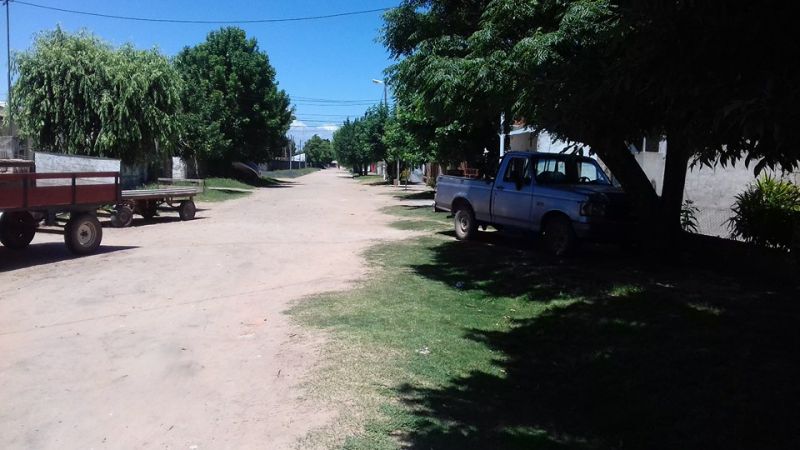 VENDO CASA CON LOCAL COMERCIAL - CALLE HIPÓLITO IRIGOYEN Nº 1851 - CORONDA - Inmobiliaria Zucco — foto 7