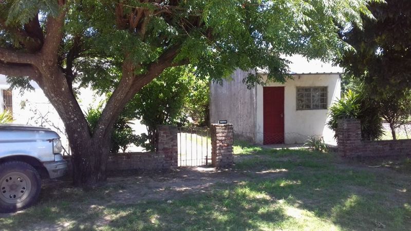 VENDO CASA CON LOCAL COMERCIAL - CALLE HIPÓLITO IRIGOYEN Nº 1851 - CORONDA - Inmobiliaria Zucco — foto 6