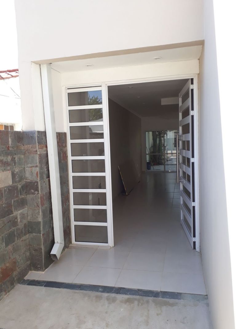 En Venta Casa reciclada a nueva en Coronda - Rivadavia entre 9 de julio y Cnel. Rodriguez - Inmobiliaria Zucco - 11