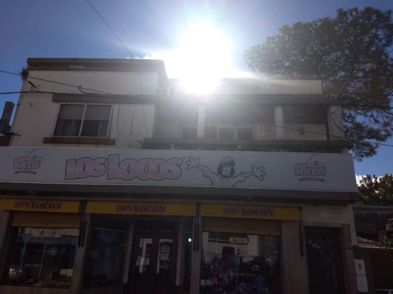 En Venta Local Comercial y Casa en Planta Alta - Inmobiliaria Zucco - 10