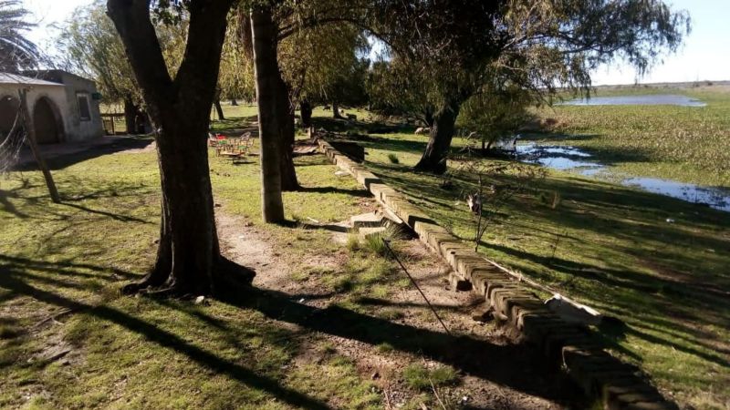 En Venta - Casa quinta con 7 Ha. de terreno - Acceso al Río - Entre Coronda y Desvío Arijón - Inmobiliaria Zucco - 31