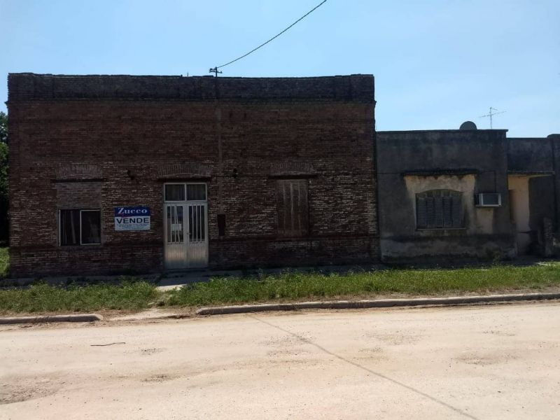 Mitre entre Sarmiento y Gobernador Bayo - Inmobiliaria Zucco — foto 2