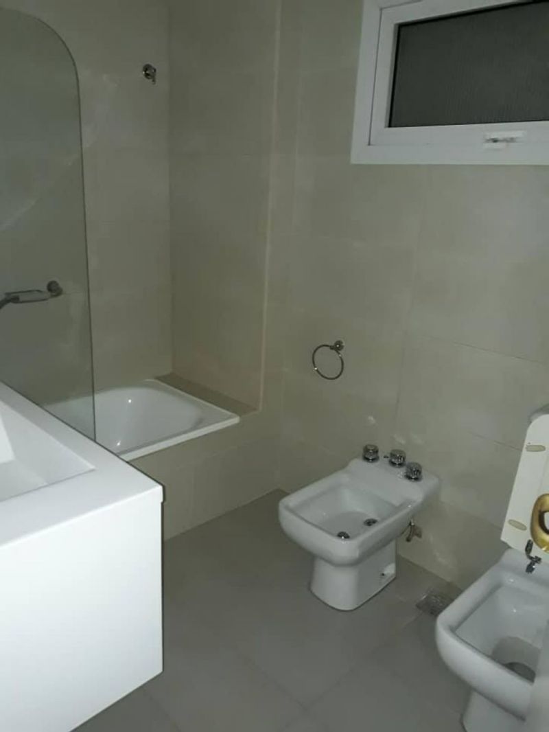 CARLOS H. RODRIGUEZ 300 - Landriani Blenkmann Inmobiliaria — foto 9