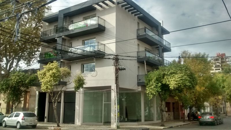Leguizamón 1010 b00 - Zorila Constantino