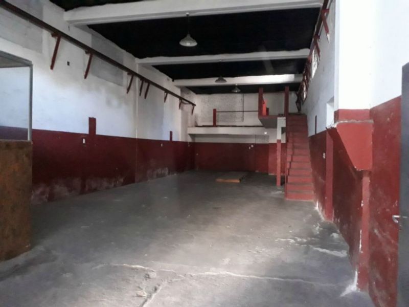 ESPAÑA 2340/00 - Banchio Propiedades — foto 2