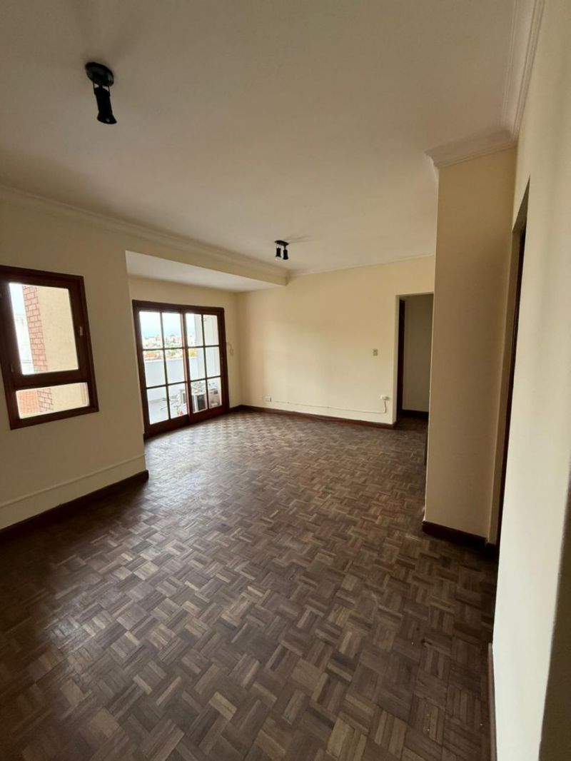 Avenida Reyes Catolicos 1500 - Acres Bienes Raíces — foto 2