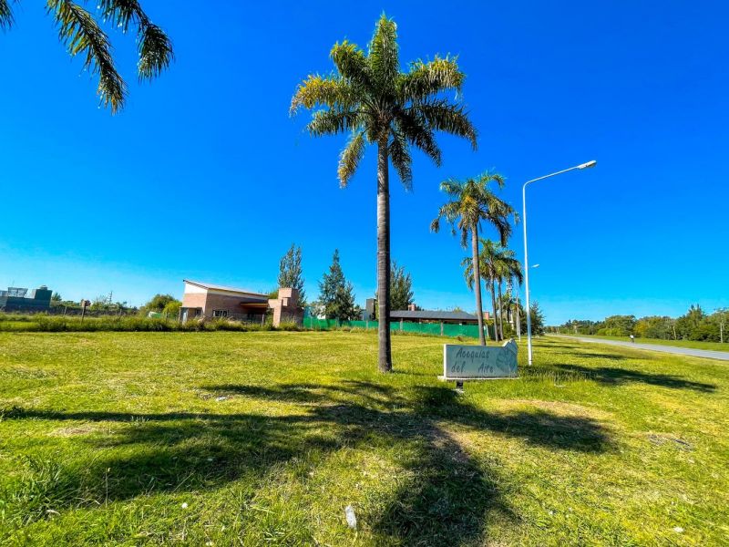 Av. Acequias del Aire y Río Paraná - Majo Martinez Negocios Inmobiliarios - 2
